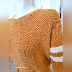 Hippie Rose Honey Sweater